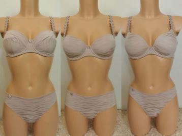 Nieuw marie jo bh tom
Balconet bh 75c
Beugel bh 75c  beschikbaar voor biedingen