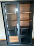 Vitrinekast met schuifdeuren, Ophalen, Gebruikt, 100 tot 150 cm, Glas
