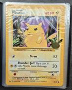 Pokémon 25th Anniversary Jumbo Set + Map!, Ophalen of Verzenden, Nieuw, Meerdere kaarten, Foil