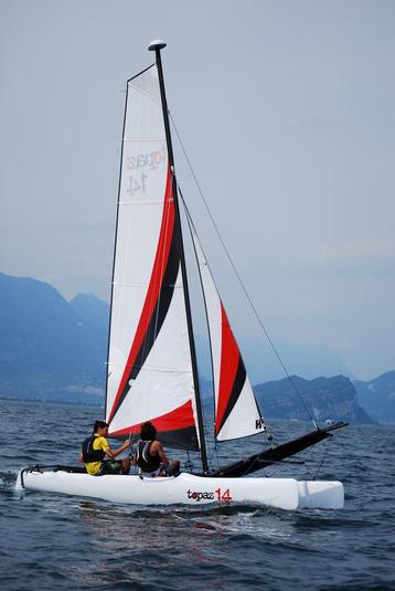 Topper Cat14 Showroom model (bj 2024) beschikbaar voor biedingen