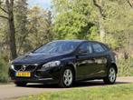 Volvo V40 2.0 T2 Inscription (bj 2017), Voorwielaandrijving, Gebruikt, 4 cilinders, Leder en Stof