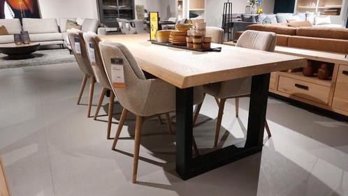 showroommodel Magna eetkamertafel boomstam, Huis en Inrichting, Tafels | Eettafels, Nieuw, 200 cm of meer, Vijf personen of meer
