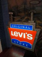 Levi's store lichtreclame., Verzamelen, Ophalen, Gebruikt, Usa, Lichtbak of (neon) lamp