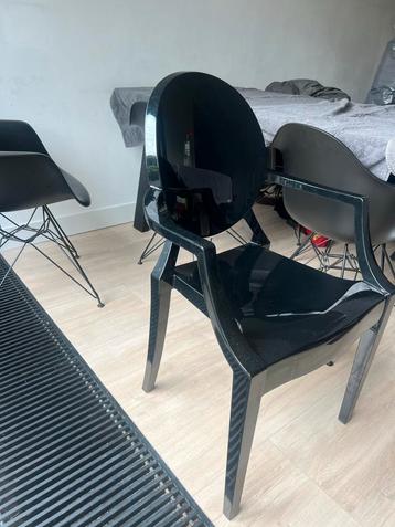 Zwarte Design Stoel beschikbaar voor biedingen