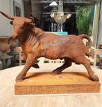 Gietijzeren beeld van een stier, Ophalen of Verzenden, Nieuw, Metaal, Dierenbeeld