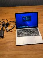 Macbook Pro 13” 2016, 512GB SSD, 8GB, touchbar met wat werk, Computers en Software, Laptop-opladers, Ophalen of Verzenden, Zo goed als nieuw