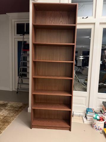 IKEA Billy donker eiken met verhogingsdeel