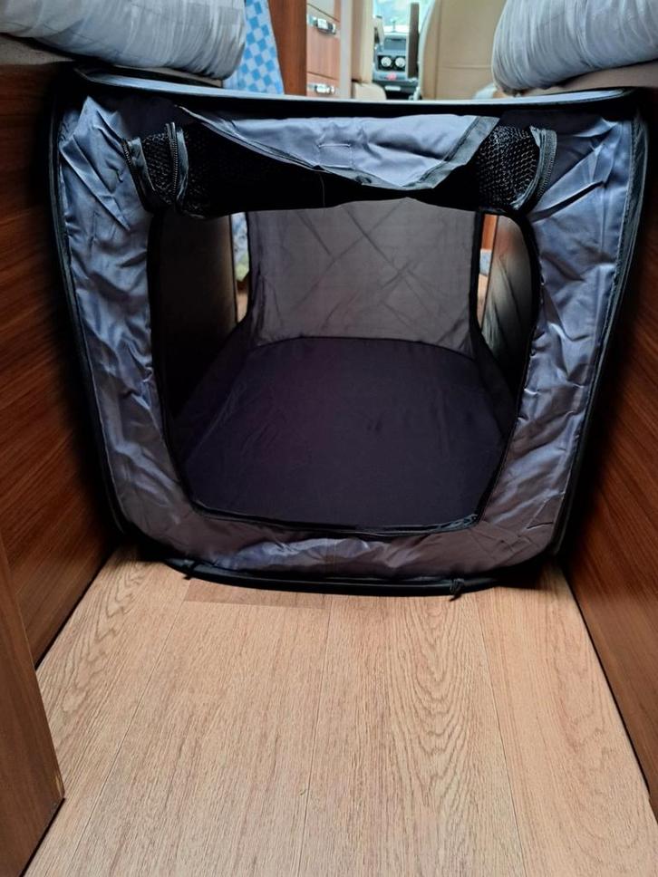 Reisbench medium, Dieren en Toebehoren, Hondenbenches, Zo goed als nieuw, Ophalen