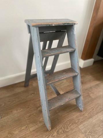 Brocante trap  beschikbaar voor biedingen