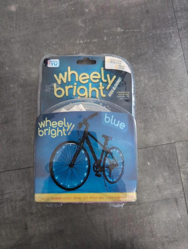 Wheely Bright Fietsverlichting - Blauw - LED Wielverlichting, Fietsen en Brommers, Fietsaccessoires | Fietsverlichting, Verlichtingsset
