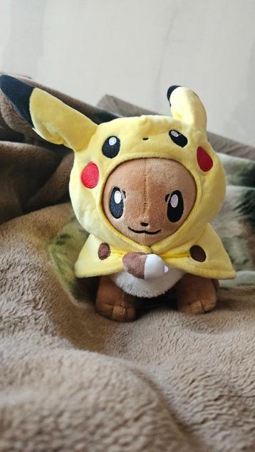 Eevee Pikachu hoodie knuffel beschikbaar voor biedingen