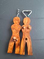 Vintage Adam en Eva kurkentrekker en flesopener. Hout., Antiek en Kunst, Ophalen of Verzenden