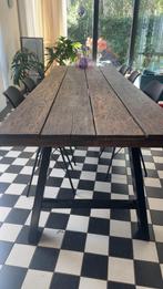 Houten eettafel voor zowel binnen als buiten, Huis en Inrichting, Tafels | Sidetables, Ophalen