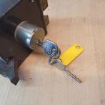 Deur slot Lips, Doe-het-zelf en Verbouw, Hang- en Sluitwerk, Ophalen of Verzenden, Gebruikt, IJzer, Slot
