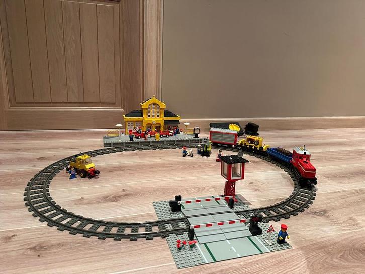 Lego 9v trein en meer, Kinderen en Baby's, Speelgoed | Duplo en Lego, Gebruikt, Lego, Complete set, Ophalen