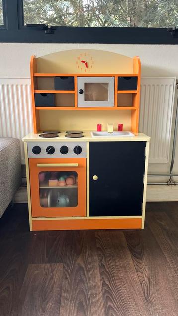 Houten Speelkeuken met Accessoires beschikbaar voor biedingen