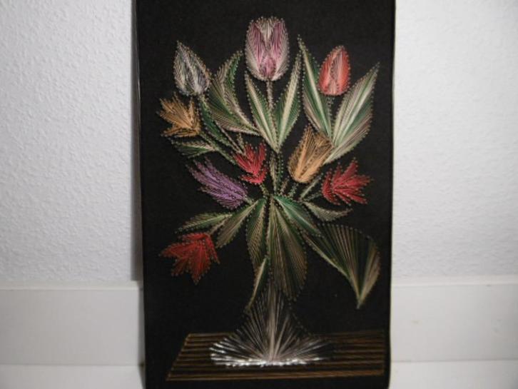 Prachtig vintage string art boeket bloemen, Antiek en Kunst, Kunst | Overige Kunst, Ophalen of Verzenden