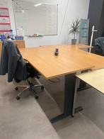 Gratis! Bureau tafels, Huis en Inrichting, Bureaus, Ophalen, Gebruikt, Bureau