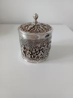 Douwe Egberts verzilverde theebus Herbert Hooijkaas, Antiek en Kunst, Antiek | Goud en Zilver, Ophalen of Verzenden, Zilver