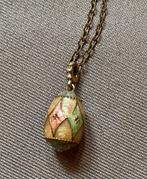 Vintage Avon Ei Hanger en Ketting, Ophalen of Verzenden, Gebruikt, Goud, Overige materialen