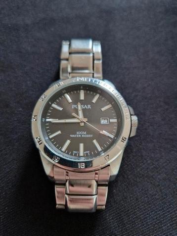 Pulsar horloge beschikbaar voor biedingen