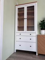 Wit Vitrinekast met 3 lades Ikea Hemnes/ display cabinet, Huis en Inrichting, Kasten | Vitrinekasten, Ophalen, 50 tot 100 cm, Zo goed als nieuw