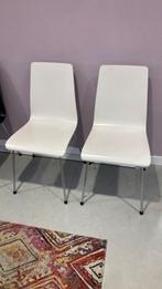 Grote partij stoelen 14x wit en 6x zwart, Ophalen, Gebruikt, Wit, Strak en modern