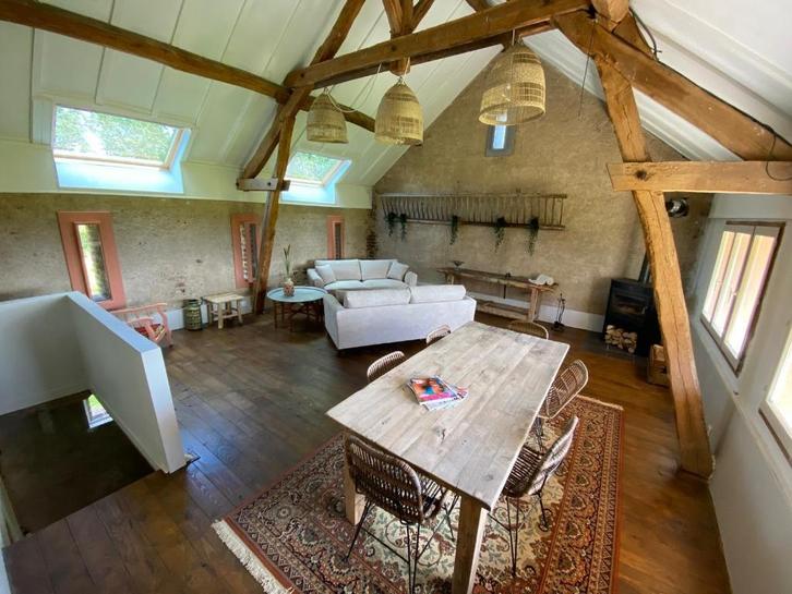 🏡 Te koop: Twee huizen op ruim perceel in Bourgogne, Huizen en Kamers, Buitenland, Frankrijk, Woonhuis, Landelijk