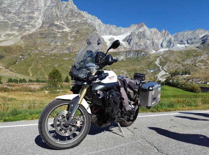 Triumpf Tiger 800, Motoren, Motoren | Triumph, Particulier, Toermotor, meer dan 35 kW, 3 cilinders, Motorrijbewijs A, ABS, Sportuitlaat