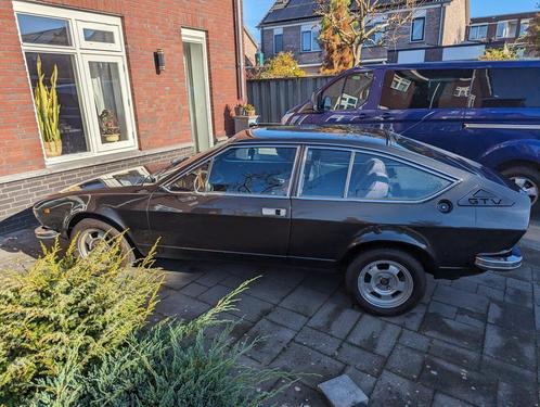 Alfa Romeo Alfetta 2.0 GTV 1978 Grijs, Auto's, Alfa Romeo, Particulier, Benzine, Hatchback, Handgeschakeld, Origineel Nederlands