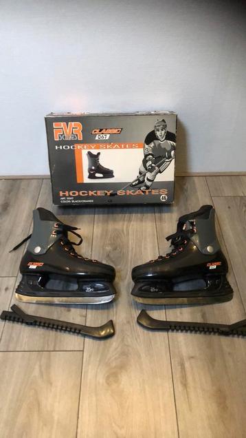 FVR ijshockey schaatsen maat 46 zgan beschikbaar voor biedingen