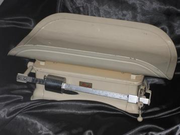 Babyweegschaal Merk Refa Vintage Jaren 50/60 beschikbaar voor biedingen