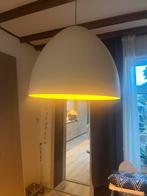 Mooie witte hanglamp (2 stuks), Ophalen of Verzenden, Gebruikt, Kunststof, Minder dan 50 cm