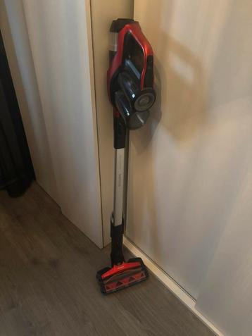 Philips steelstofzuiger speed pro max beschikbaar voor biedingen