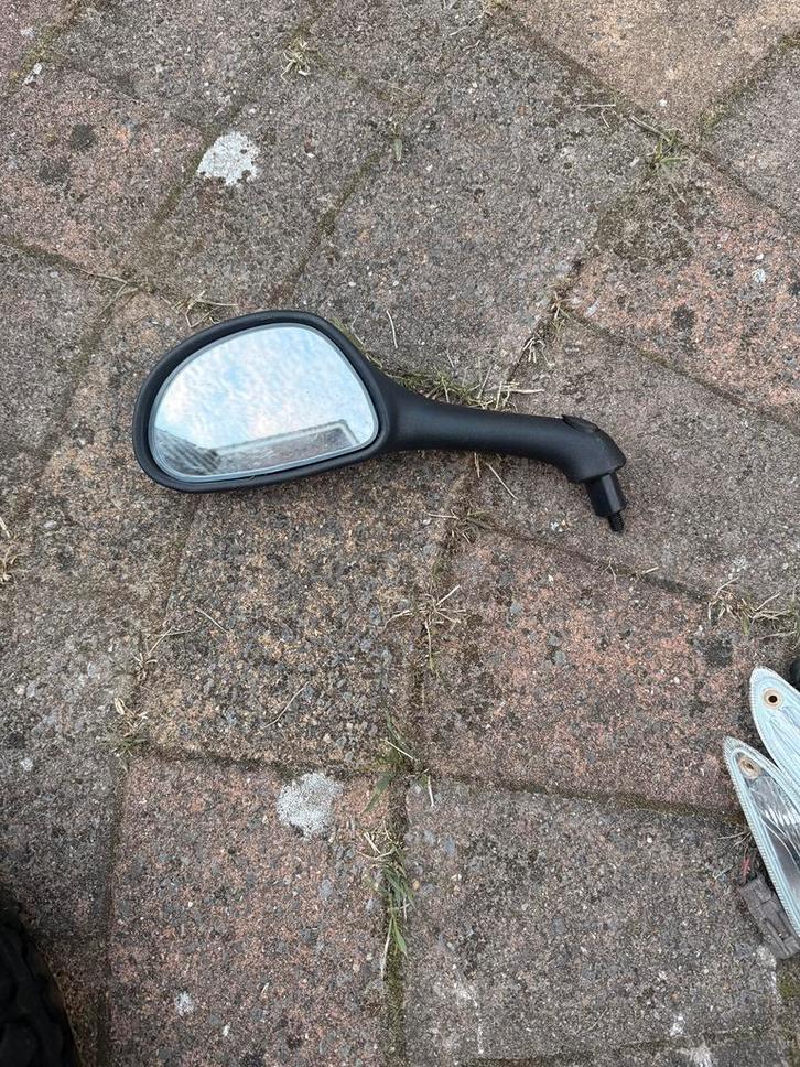 Runner spiegel links origineel, Fietsen en Brommers, Brommeronderdelen | Scooters, Nieuw, Overige merken, Overige typen, Ophalen of Verzenden