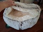 Fluffy katten donut/hol grijs wit, Dieren en Toebehoren, Kattenmanden, Ophalen of Verzenden, Zo goed als nieuw, Pluche