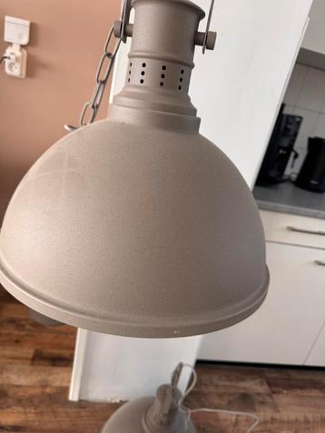 industriele lampen beschikbaar voor biedingen