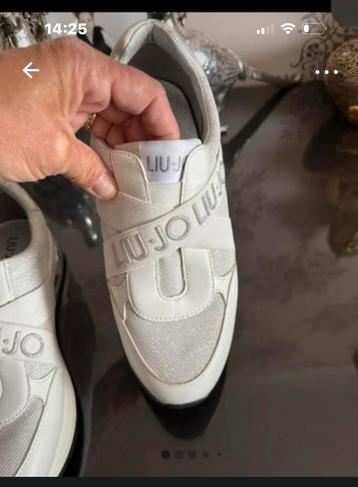 Luijo sneaker naat 39 beschikbaar voor biedingen