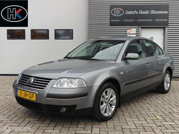 Volkswagen Passat 1.8 Turbo Comfortline Clima CruiseControl beschikbaar voor biedingen