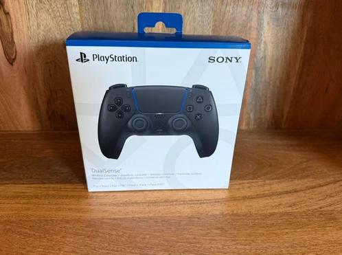 PS5 PRO controller gloednieuw!, Spelcomputers en Games, Spelcomputers | Sony PlayStation Consoles | Accessoires, Nieuw, PlayStation 5