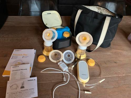 Medela freestyle Flex dubbele borstkolf handsfree, Kinderen en Baby's, Babyvoeding en Toebehoren, Gebruikt, Borstkolf, Ophalen of Verzenden