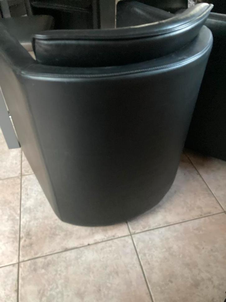 Zwarte Leolux Eetkamerstoelen - Set van 4, Huis en Inrichting, Fauteuils, Gebruikt, Leer, 50 tot 75 cm, Minder dan 75 cm, Ophalen of Verzenden