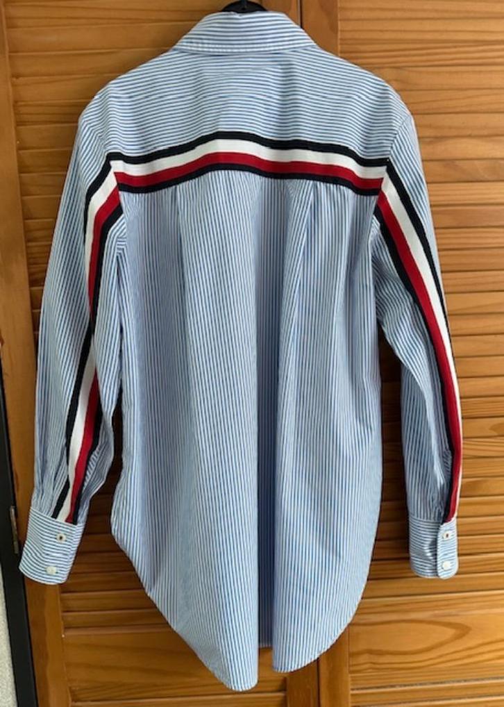 Tommy Hilfiger oversized blouse / overhemd maat S / 36, Kleding | Dames, Blouses en Tunieken, Zo goed als nieuw, Maat 36 (S), Blauw
