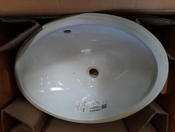 Villeroy & Boch  Ovale wastafel 57 x 42 cm. beschikbaar voor biedingen