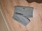 Nike Tech - Korte broek - Grijs - S, Ophalen, Nike, Zo goed als nieuw, Grijs