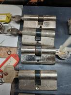 Cilinderslot set, Ophalen of Verzenden, Gebruikt, IJzer, Slot
