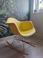 Schommelstoel geel, Kinderen en Baby's, Kinderkamer | Tafels en Stoelen, Ophalen of Verzenden, Zo goed als nieuw, Stoel(en)