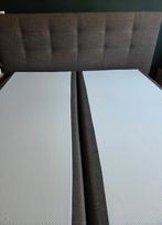 *** Zeer nette Avek boxspring met matrassen en topper ***, Huis en Inrichting, Ophalen, Bruin, 210 cm, Tweepersoons