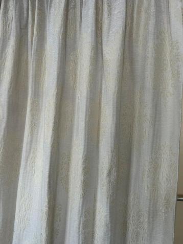 Roomwitte Dikke Gordijnen 7.20 x 2.60 beschikbaar voor biedingen