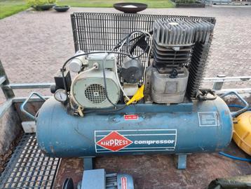 Airpress compressor.230 of 400 volt, 100 liter tank   beschikbaar voor biedingen